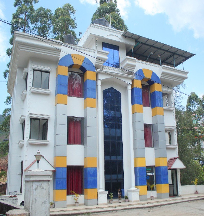 Lumino Karthika